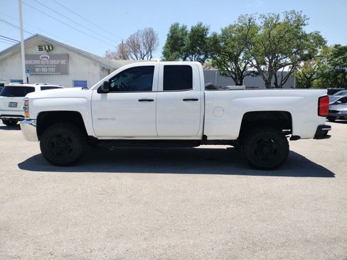 Used 2017 Chevrolet Silverado 2500 W/T w/ WT Fleet Convenience Package AWD/4WD image 4