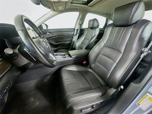 Certified 2022 Honda Accord Touring image 27