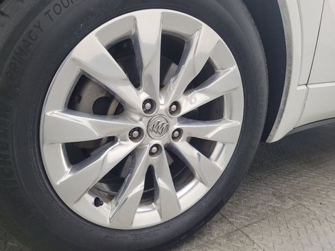 Used 2017 Buick Envision Essence image 31