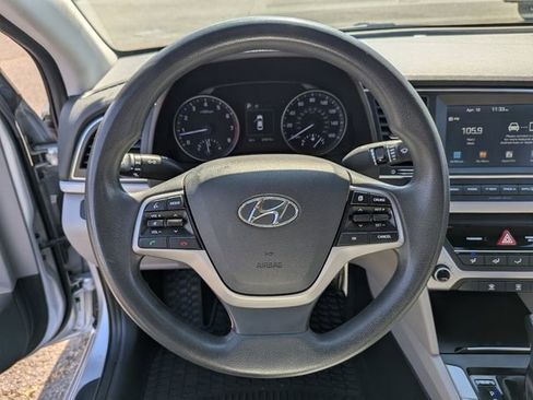Used 2018 Hyundai Elantra SEL FWD image 13