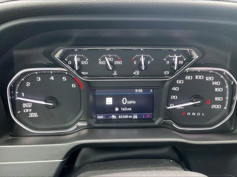 Used 2021 GMC Sierra 1500 SLT w/ SLT Premium Plus Package AWD/4WD image 16
