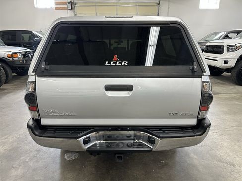 Used 2008 Toyota Tacoma 4x4 Double Cab image 4