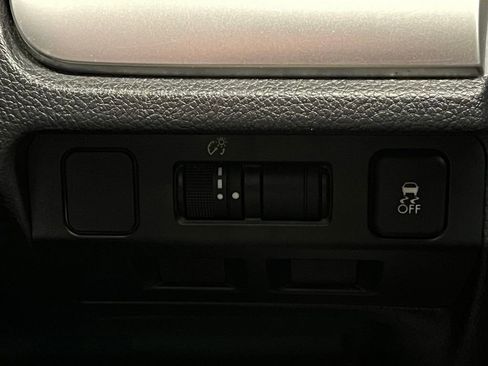 Used 2015 Subaru Impreza 2.0i Sport Premium image 12