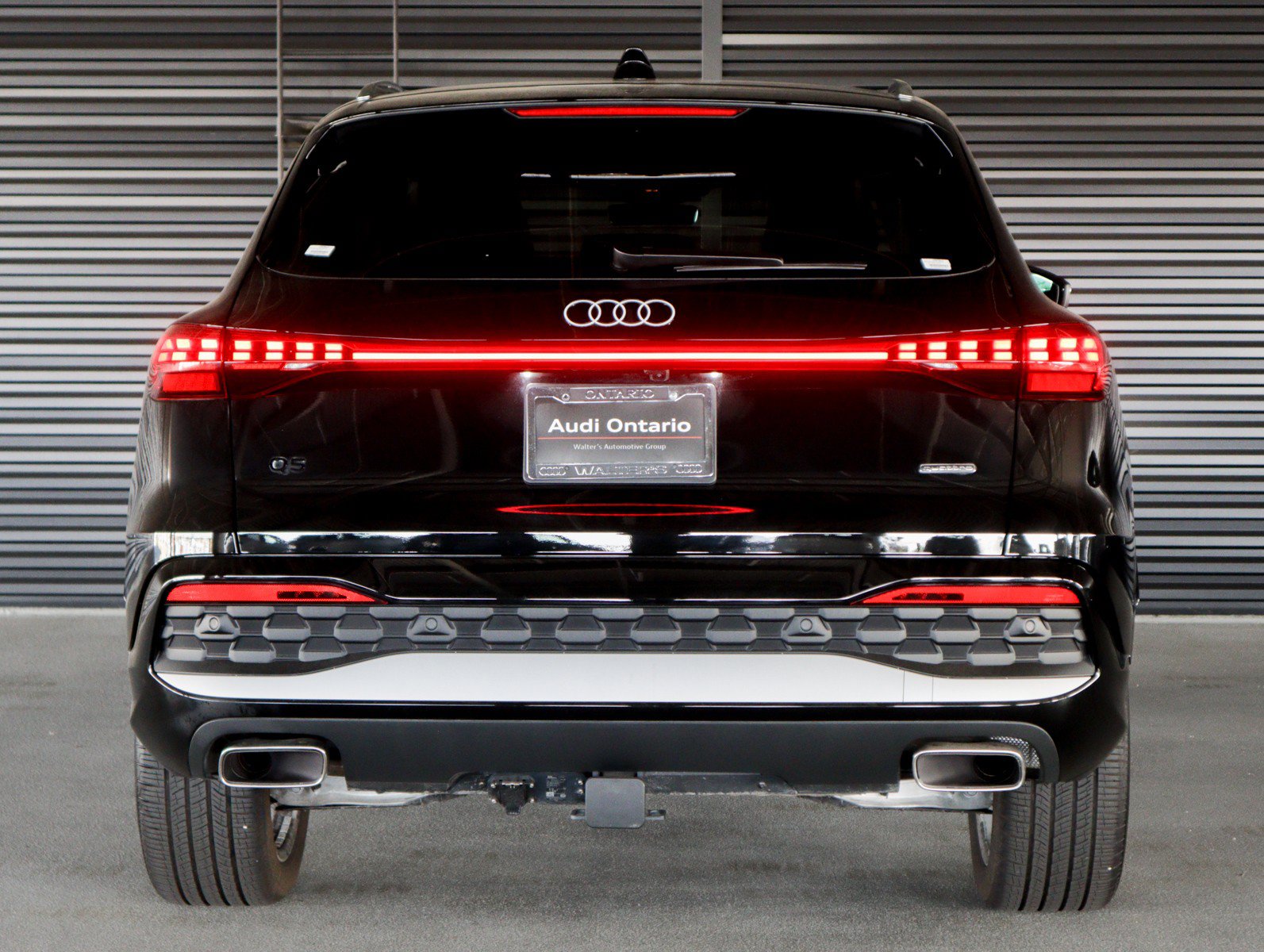 Used 2025 Audi Q5 Premium Plus w/ Premium Plus AWD/4WD image 15