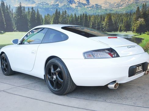 Used 1999 Porsche 911 Carrera image 4