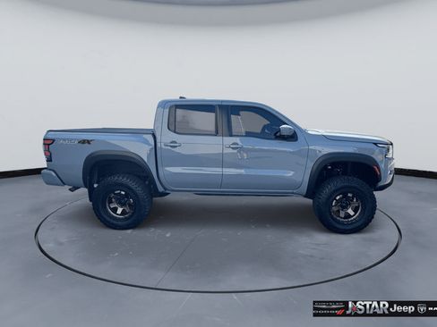 Used 2023 Nissan Frontier PRO-4X w/ Pro Convenience Package AWD/4WD image 4