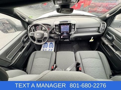 New 2026 RAM 2500 Big Horn AWD/4WD image 15