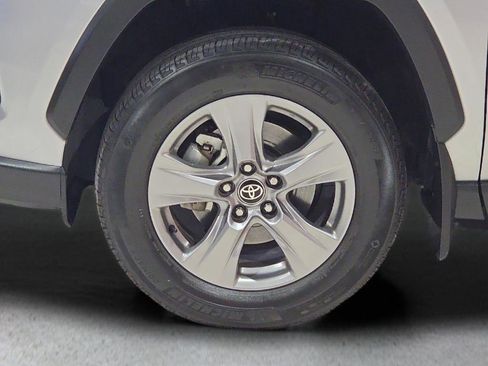 Used 2023 Toyota RAV4 XLE w/ Convenience Package image 8