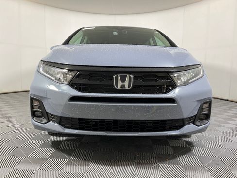 New 2026 Honda Odyssey Touring image 5