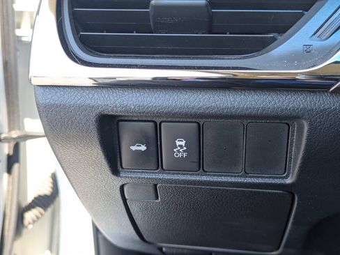 Used 2015 Toyota Avalon XLE Premium FWD image 26