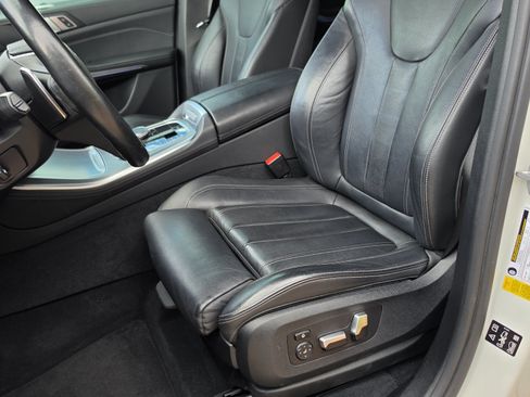 Used 2019 BMW X5 xDrive40i w/ Premium Package 2 AWD/4WD image 25