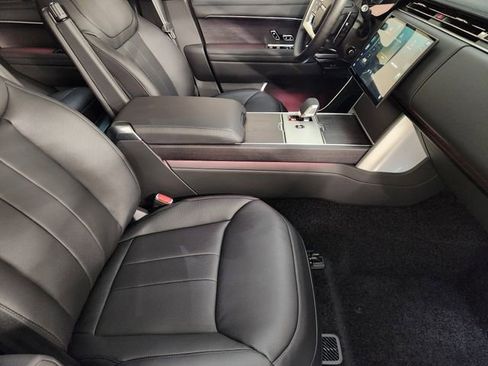 New 2026 Land Rover Range Rover SE AWD/4WD image 3