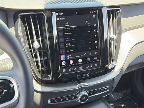 Certified 2022 Volvo XC60 T8 R-Design w/ Advanced Package AWD/4WD image 26
