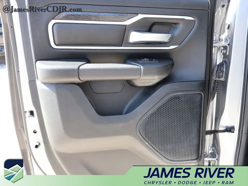 Used 2021 RAM 1500 Big Horn image 16