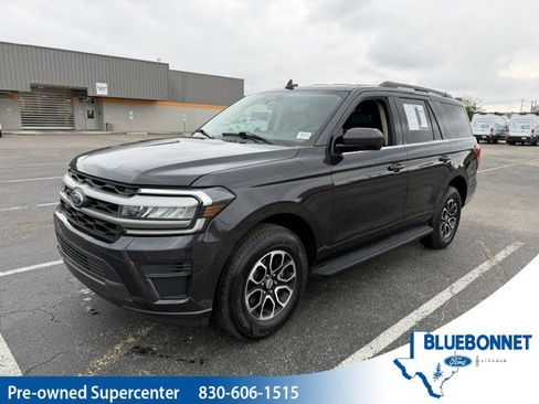 Used 2024 Ford Expedition XLT RWD image 1