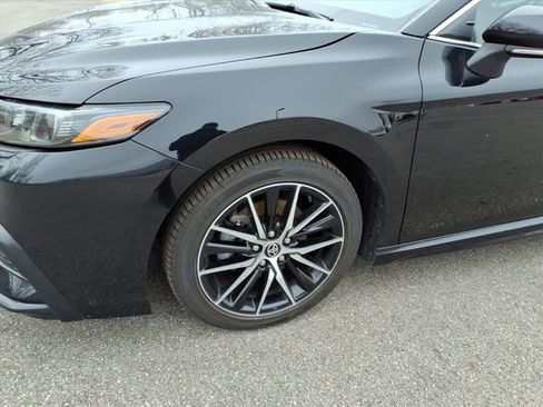 Certified 2023 Toyota Camry SE image 4