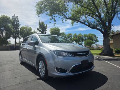 Used 2018 Chrysler Pacifica Touring-L