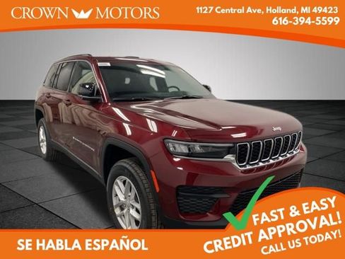 New 2025 Jeep Grand Cherokee Laredo w/ Luxury Tech Group I image 1