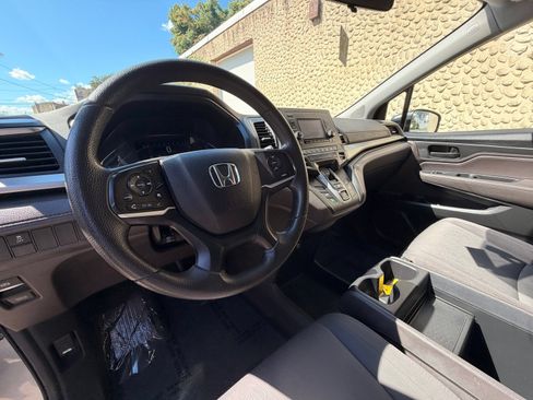 Used 2019 Honda Odyssey LX image 15