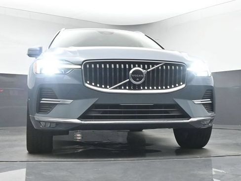 Used 2023 Volvo XC60 B5 Plus w/ Climate Package AWD/4WD image 11