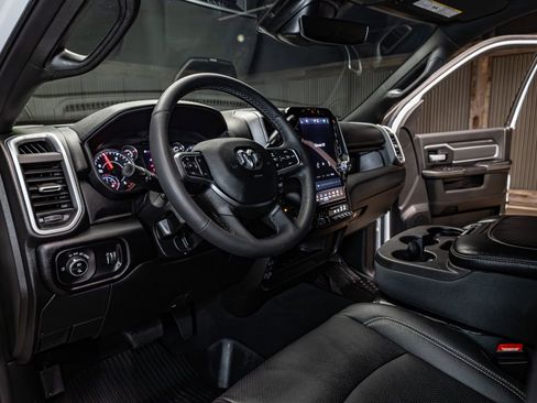 Used 2025 RAM 3500 Big Horn image 13