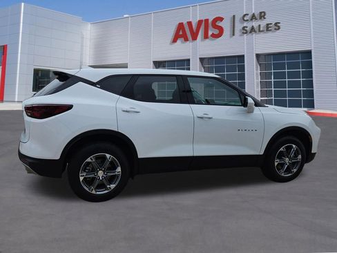 Used 2025 Chevrolet Blazer LT FWD image 7