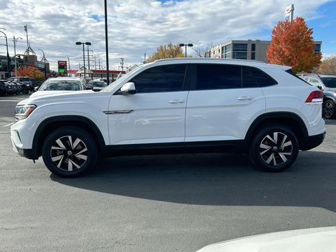 Used 2021 Volkswagen Atlas Cross Sport SE image 7