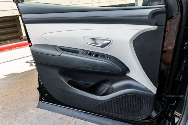 New 2026 Hyundai Tucson SEL FWD image 17