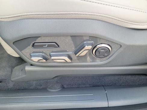 New 2026 Kia EV9 Land AWD/4WD image 25