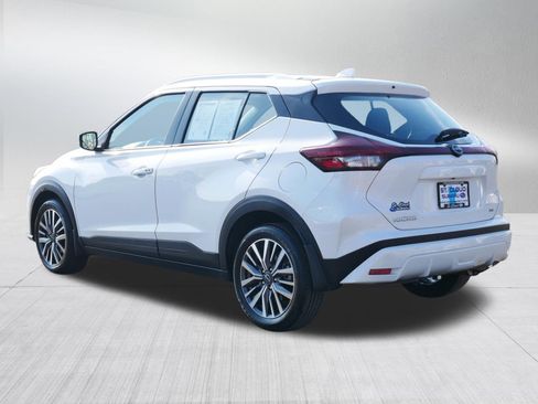 Used 2023 Nissan Kicks SV image 5