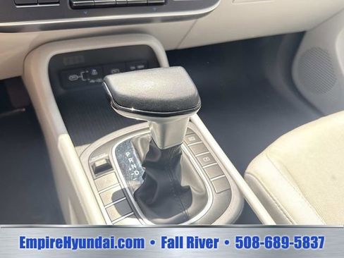 Used 2024 Hyundai Kona SEL AWD/4WD image 24