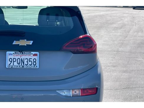 Used 2021 Chevrolet Bolt LT FWD image 16
