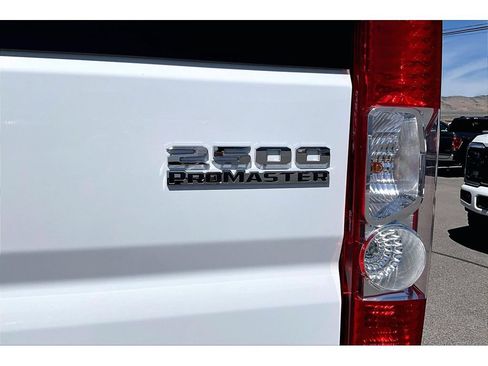 Used 2025 RAM ProMaster 2500 w/ U-Haul Equipment Group FWD image 24