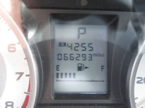 Used 2013 Subaru Impreza 2.0i AWD/4WD image 25