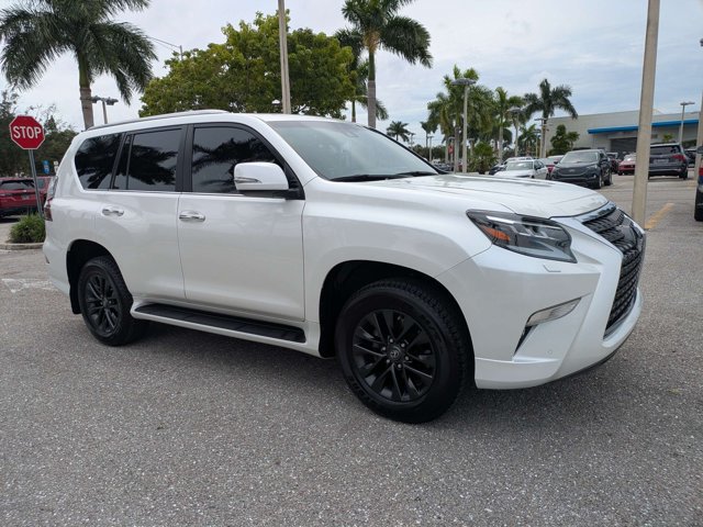 Used 2023 Lexus GX 460 Premium w/ Premium Package AWD/4WD image 3