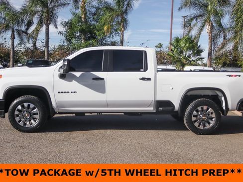 Used 2022 Chevrolet Silverado 2500 Custom w/ Gooseneck/5TH Wheel Package image 5