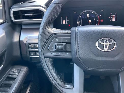 Used 2026 Toyota Tacoma SR5 AWD/4WD image 23