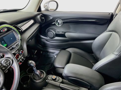 Used 2019 MINI Cooper S FWD image 23