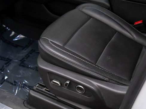 Used 2025 GMC Yukon Denali image 14