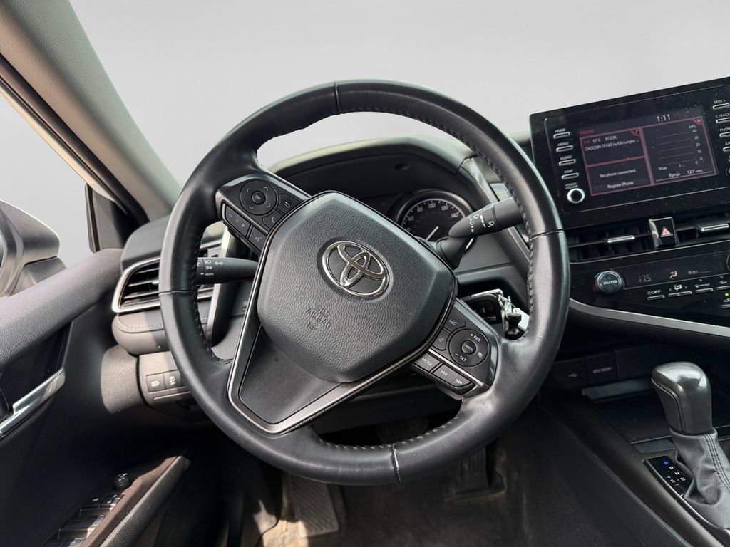 Used 2024 Toyota Camry SE FWD image 15