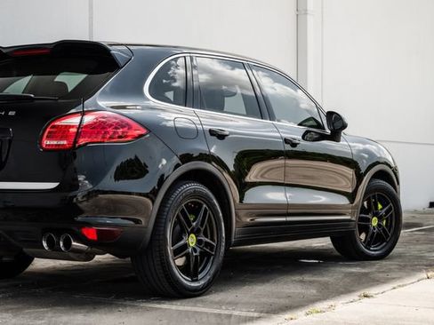 Used 2014 Porsche Cayenne S AWD/4WD image 51