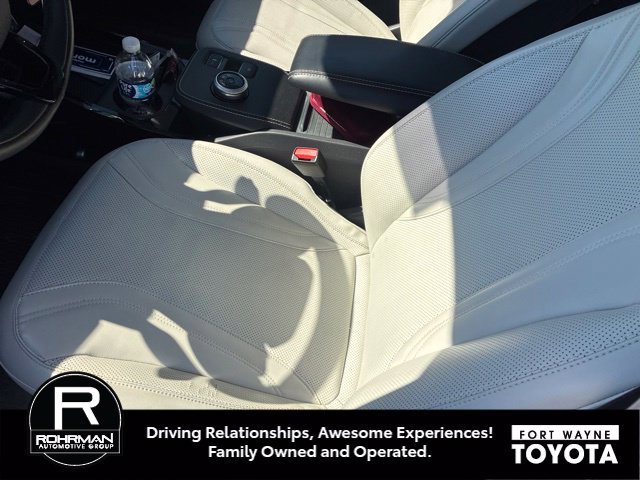 Used 2022 Ford Mustang Mach-E Premium AWD/4WD image 4