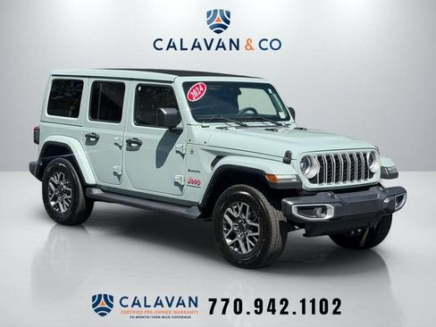 Used 2024 Jeep Wrangler Unlimited Sahara w/ Technology Group AWD/4WD image 1