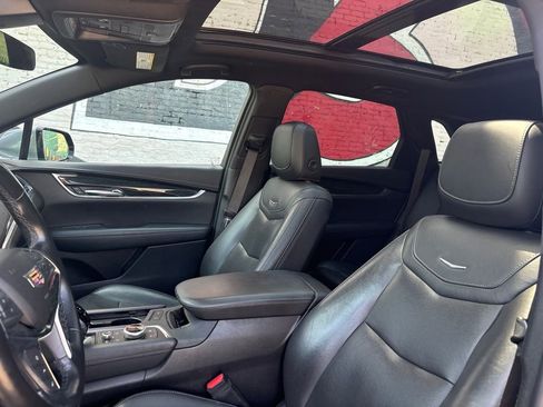 Used 2021 Cadillac XT5 Premium Luxury AWD/4WD image 14