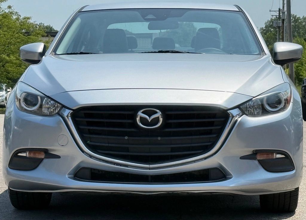 Used 2018 MAZDA MAZDA3 Touring FWD image 9
