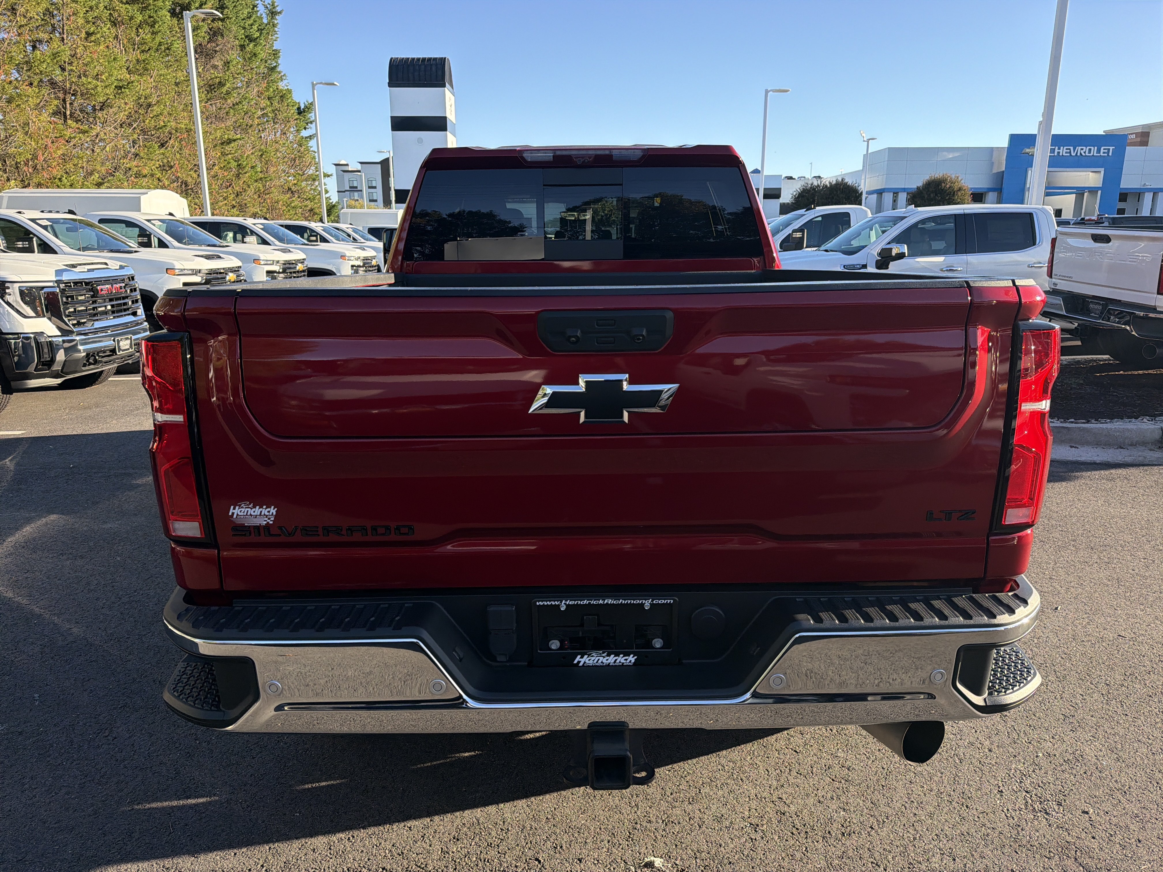 Used 2024 Chevrolet Silverado 2500 LTZ w/ LTZ Plus Package AWD/4WD image 9