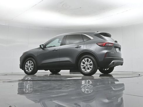 Certified 2024 Ford Escape Active FWD image 4