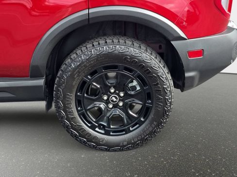 Used 2025 Ford Bronco Sport Outer Banks w/ Sasquatch Outer Banks Package AWD/4WD image 35