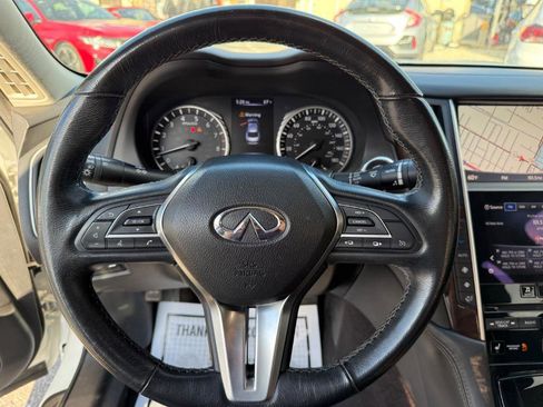 Used 2018 INFINITI Q50 Luxe w/ Essential Package (3.0T Luxe) image 16