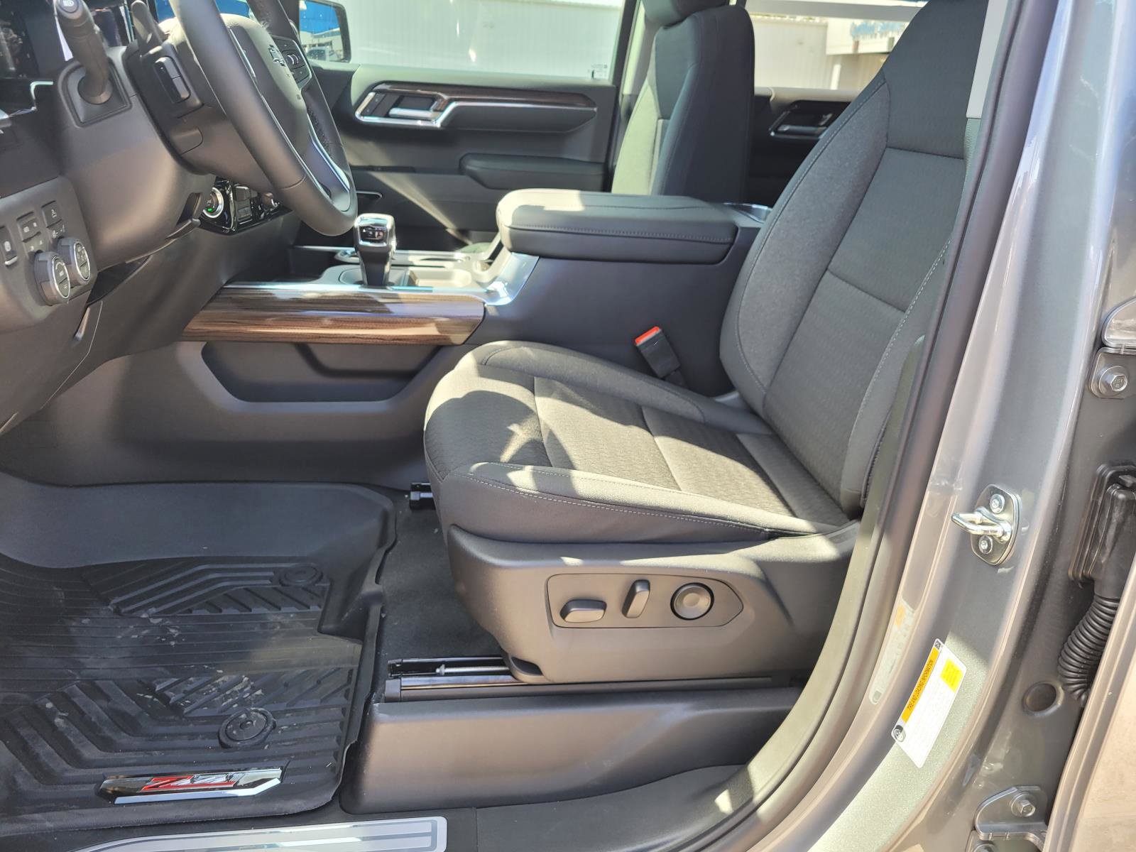 New 2026 Chevrolet Silverado 1500 RST AWD/4WD image 10